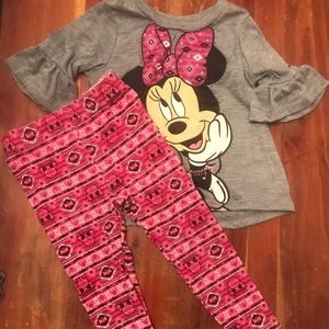 Minnie Mouse Leggings outfit